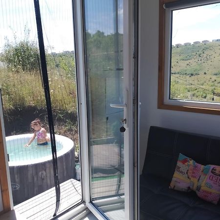 הוילה Sinnicoara Tiny House Cluj With Jacuzzi מראה חיצוני תמונה