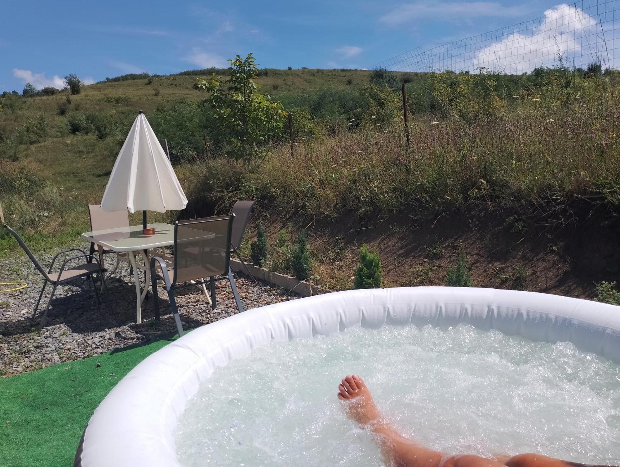 הוילה Sinnicoara Tiny House Cluj With Jacuzzi מראה חיצוני תמונה